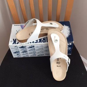 White Birkenstock’s